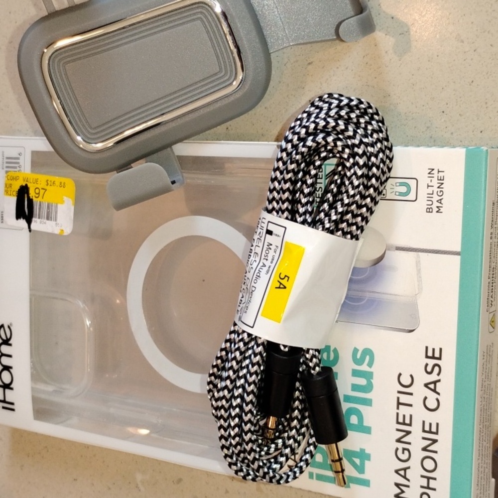 I Phone 14 Plus Magnetic case plus